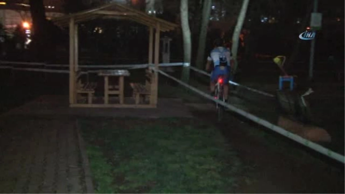Bisikletçiler Gece Pedal Çevirdi- 7. Bo-Ce Dağ Bisikleti Gece Yarışı Yapıldı