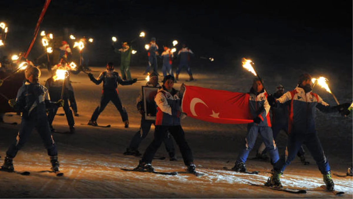 Bursa\'da Olimpiyat Protestosu! Kayak Takımlarını Yaktılar