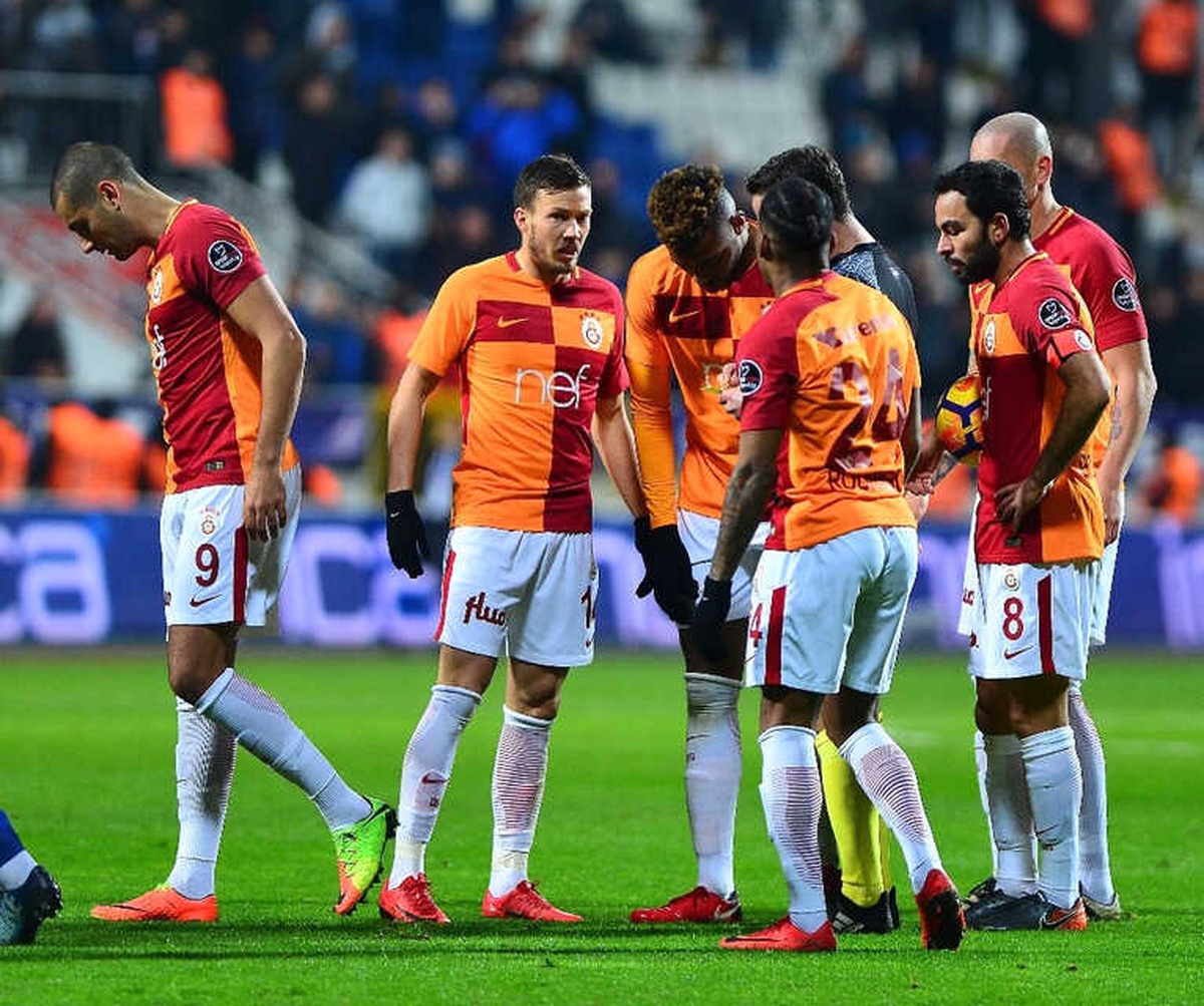 Galatasaray\'da Yine Deplasman Yine Puan Kaybı