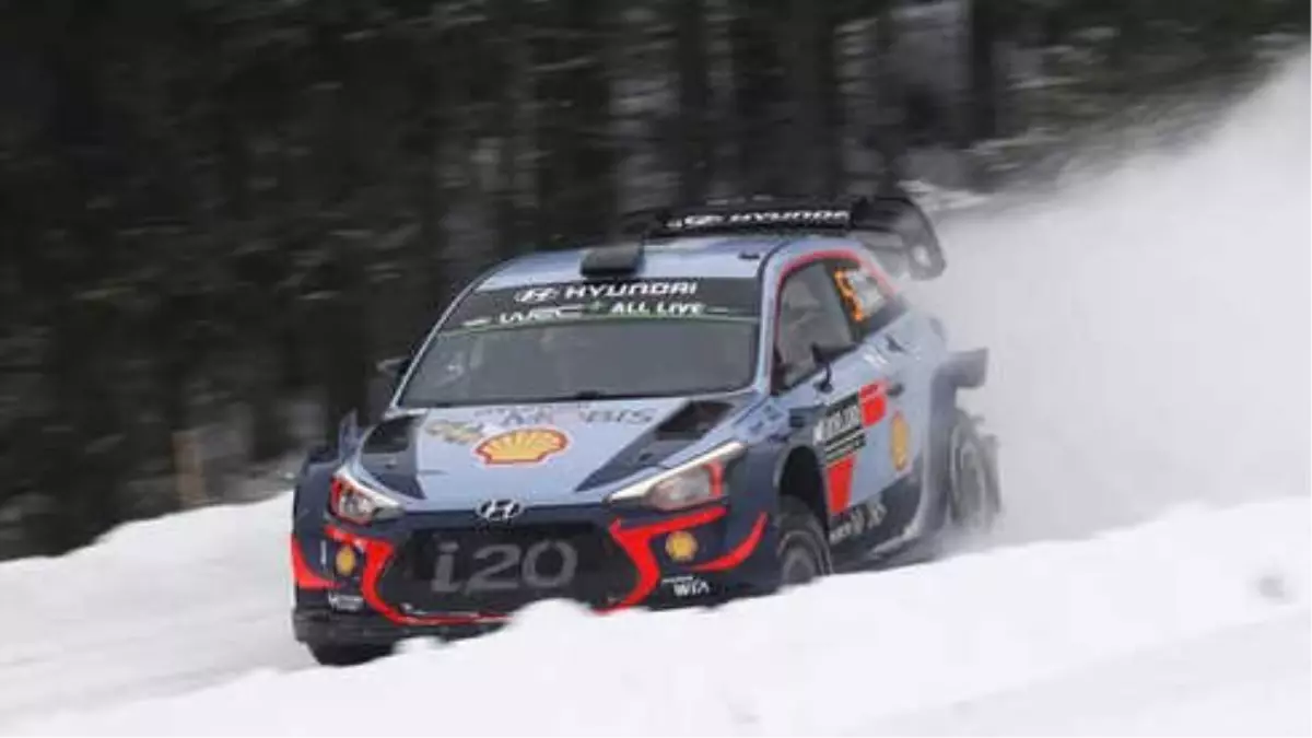 İsveç Rallisi\'nde Zafer Neuville\'in