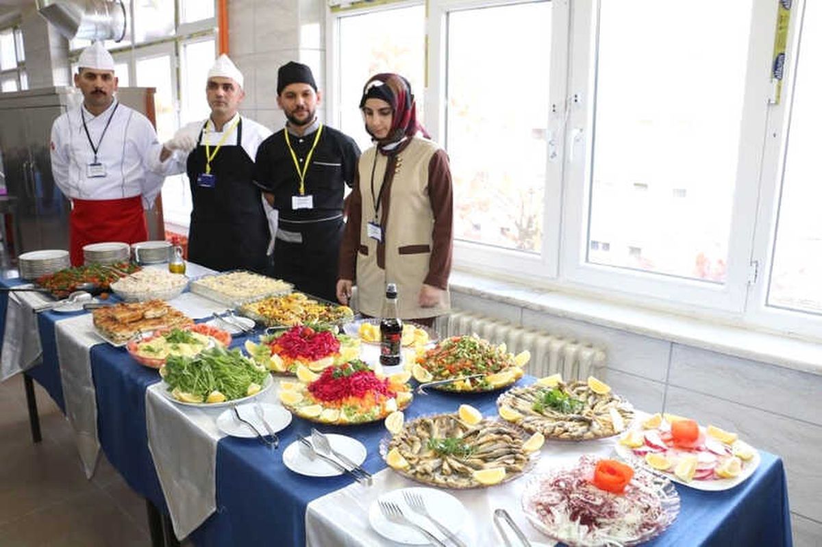 Kalfalık Sınavında Hünerlerini Sergilediler