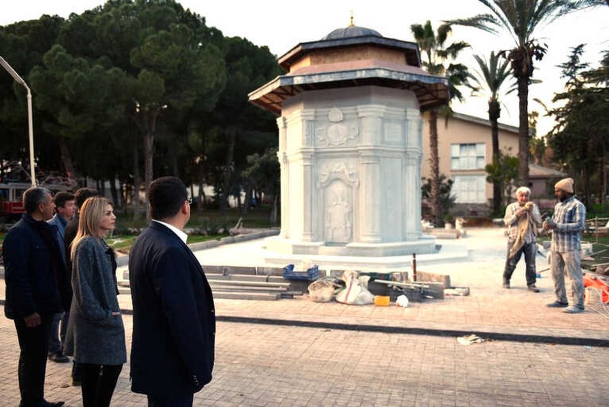 Kepez\'den Dokuma\'ya Emirgan Çeşmesi