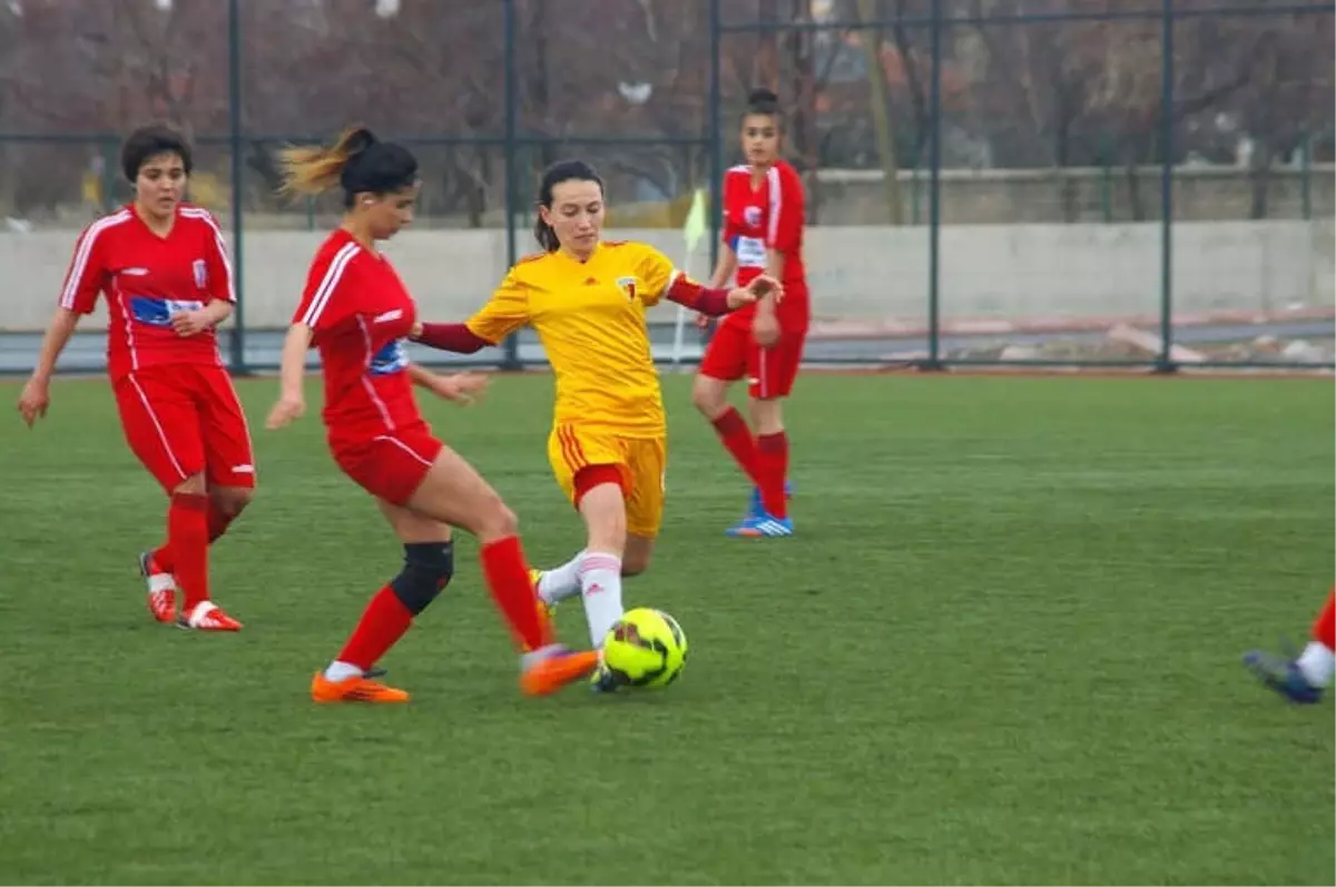 Malatya Bayanlarspor Haftayı 1 Puanla Kapattı