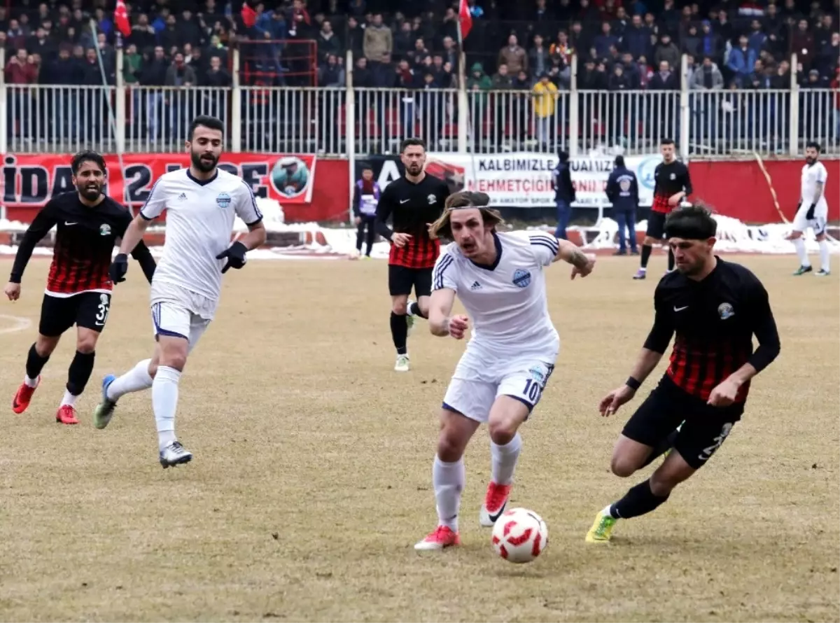 Tff 3. Lig: Van Bşb: 0 - Anadolu Bağcılarspor: 2