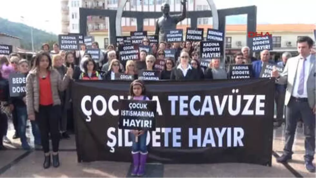 Antalya Kemer\'de Çocuk İstismarı ve Kadına Şiddet Protesto Edildi