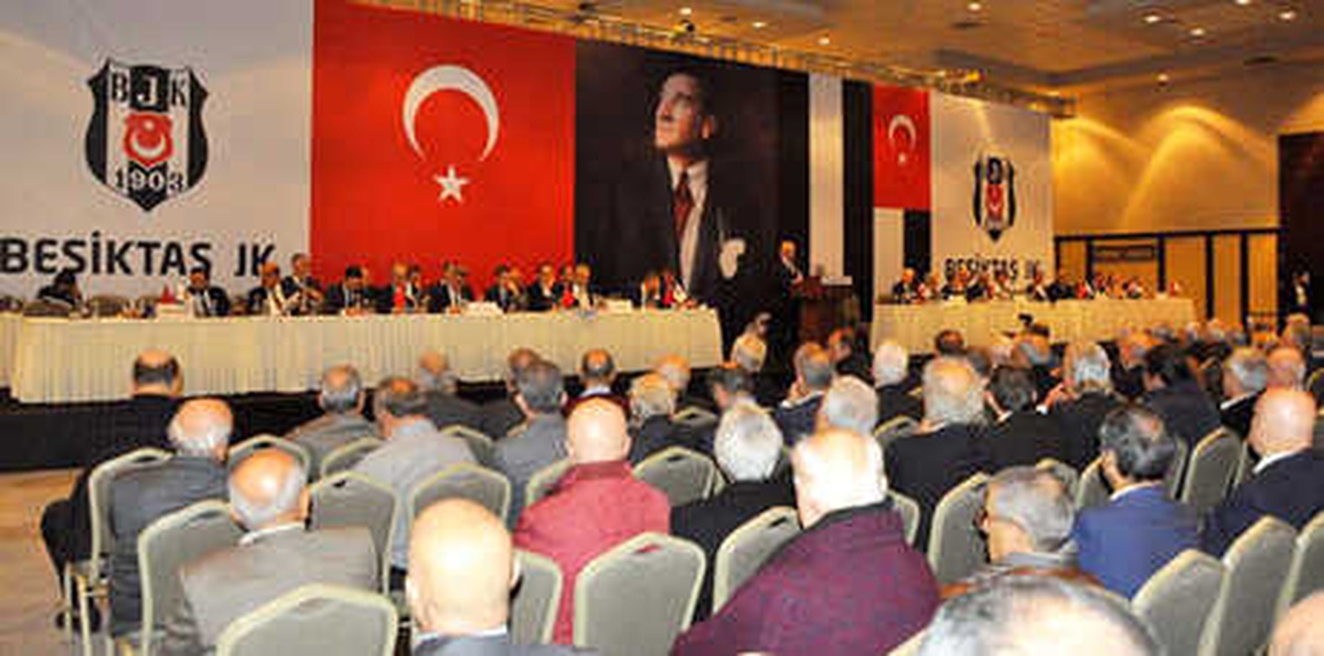 Beşiktaş\'ta Divan Toplantısı Cumartesi Yapılacak