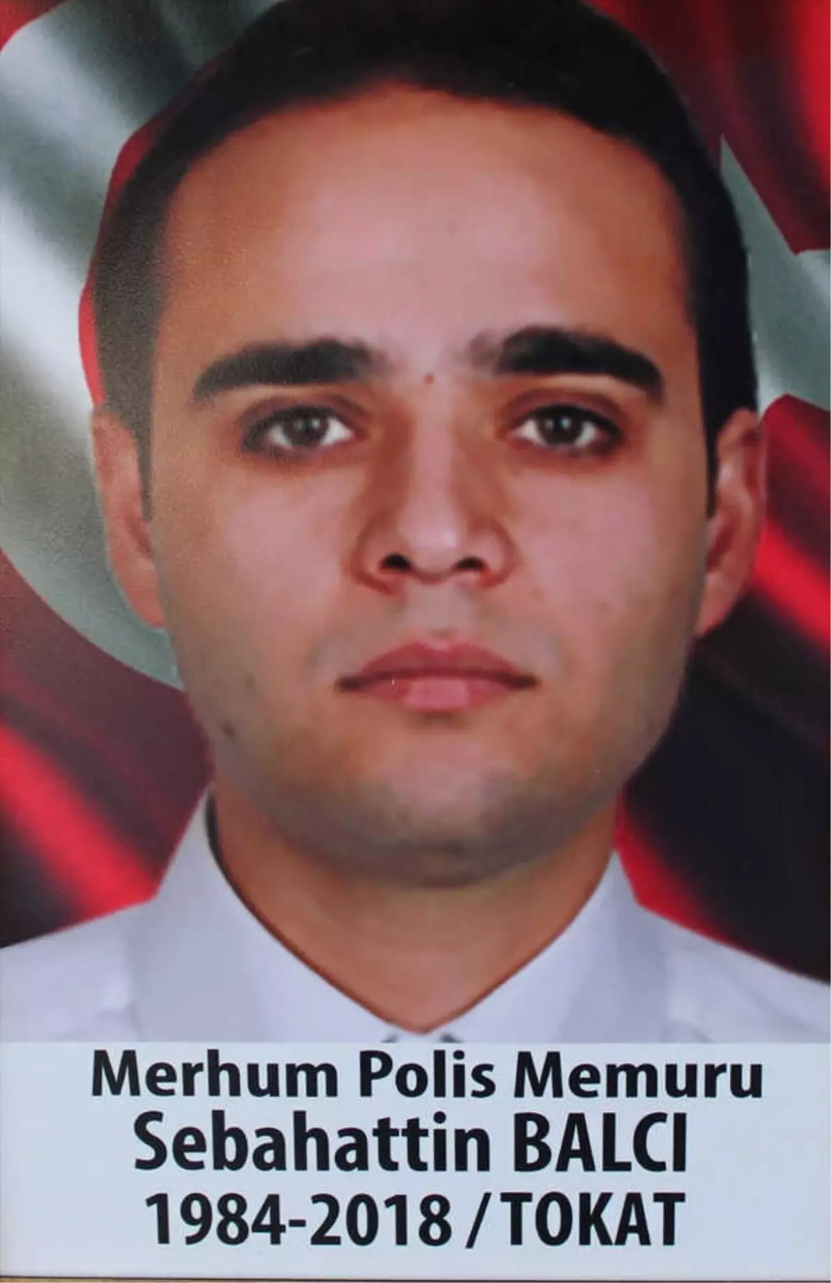 Beyin Tümöründen Vefat Eden Polis Toprağa Verildi