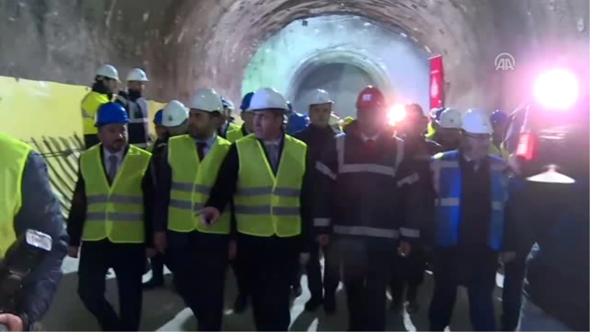 Dudullu-Bostancı Metro Tünellerinin Buluşma Töreni (1)