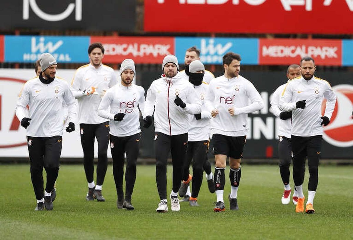 Galatasaray\'da Bursaspor Mesaisi Başladı