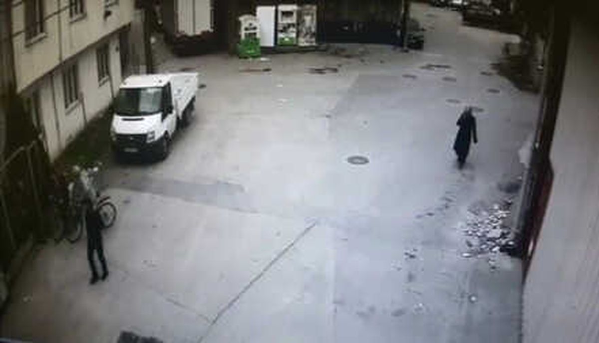 Kapkaççı Kıyafet Kumbarasındaki Parmak İzinden Yakalandı