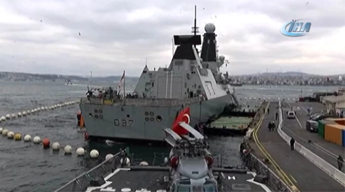 NATO Savaş Gemileri İstanbul\'da