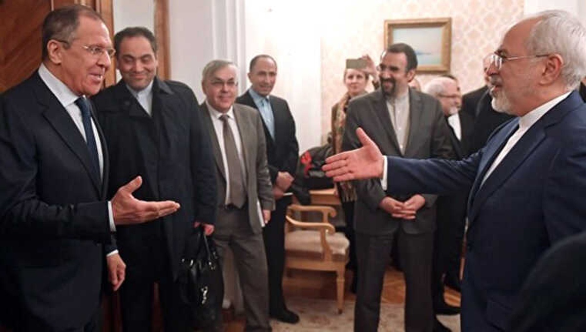 Rusya Dışişleri Bakanı Lavrov, İranlı Mevkidaşı ile Bir Araya Geldi