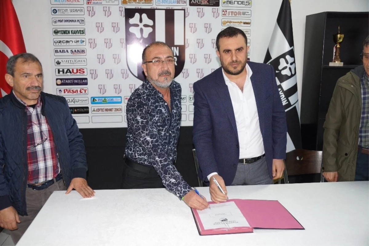 Aydınspor 1923 Göksel Özdemir ile Anlaştı