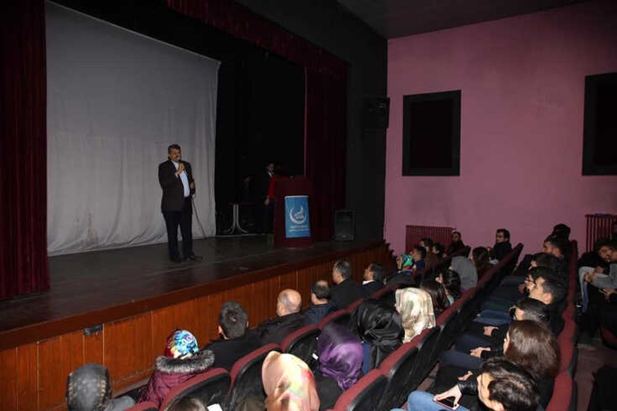 Başkan Akın, \'Alparslan Türkeş ve Ülkü Çağı Gecesi\'ne Katıldı