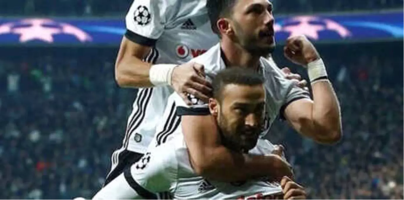 Cenk Tosun\'dan Beşiktaş Paylaşımı!