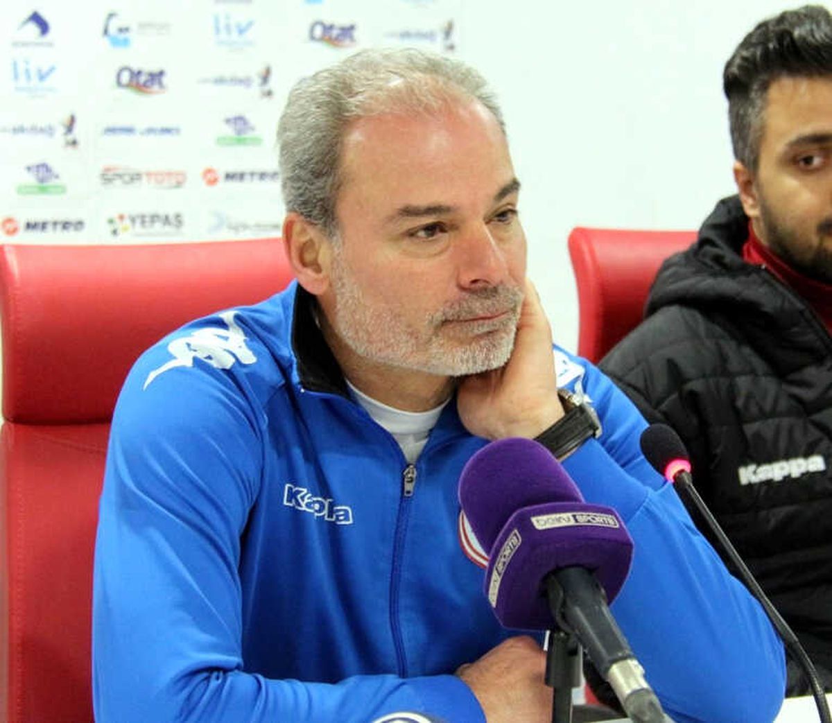 İpekoğlu: "Herkes Ayağını Denk Alacak, Gerekirse Valizi Eline Veririm"