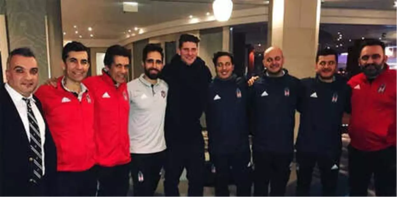 Mario Gomez, Beşiktaş\'ı Ziyaret Etti