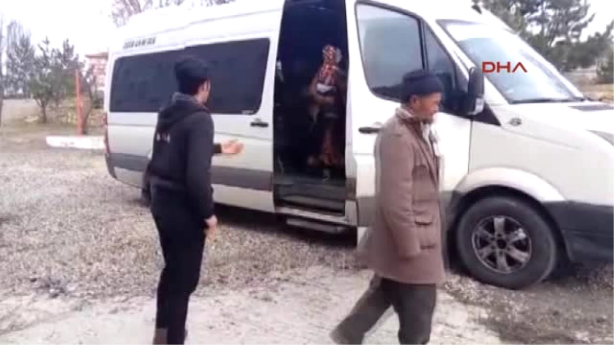 Sivas\'ta 20 Kaçak Afganlı Yakalandı