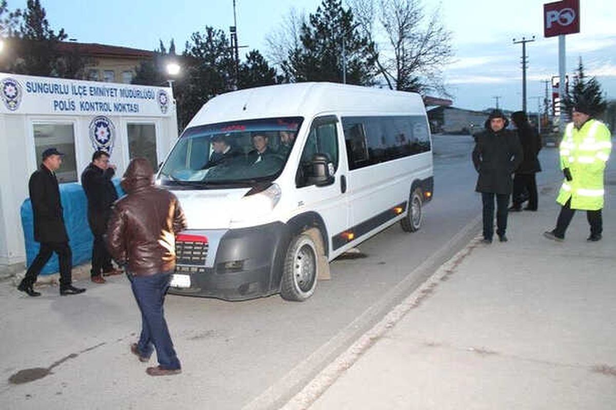Sungurlu\'da Okul Servisleri Denetlendi