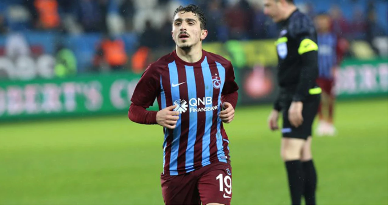 Trabzonspor Teknik Direktörü Rıza Çalımbay, Abdülkadir Ömür\'den Vazgeçmiyor