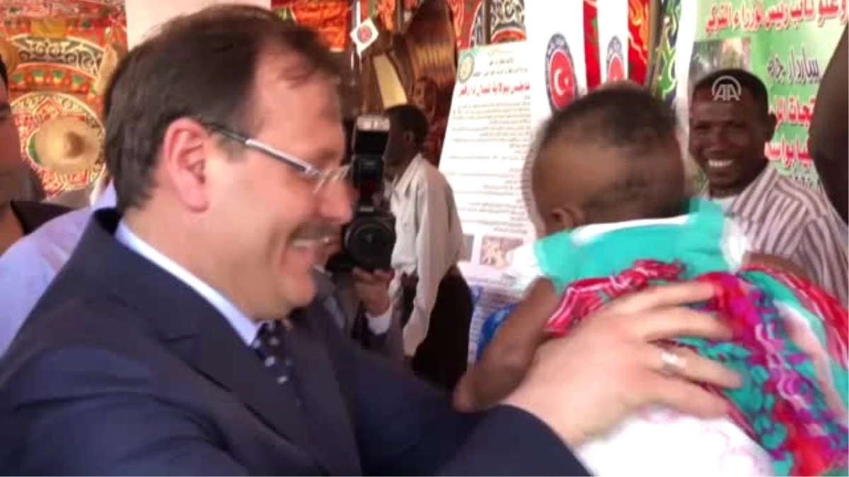 Başbakan Yardıcısı Çavuşoğlu, Darfur\'da