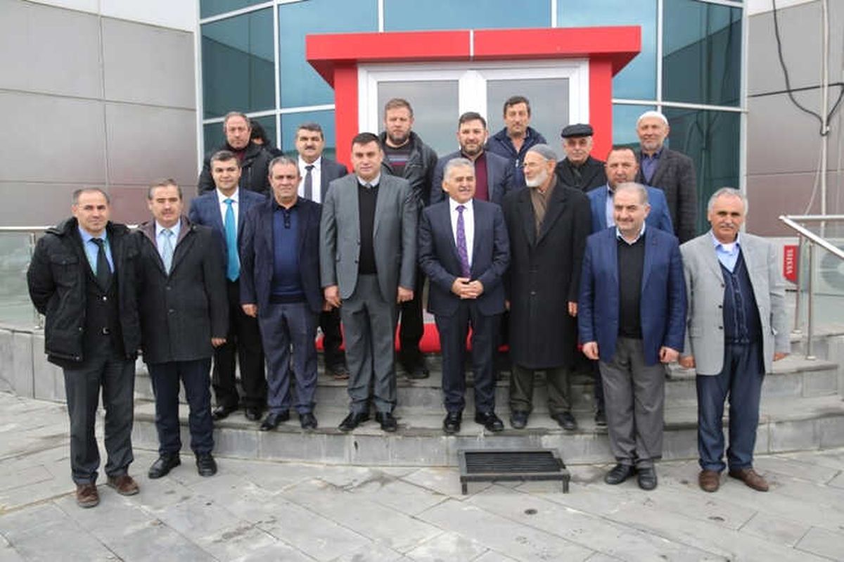 Başkan Büykkılıç, Meyve ve Sebzeciler Komisyoncular Derneğini Ziyaret Etti