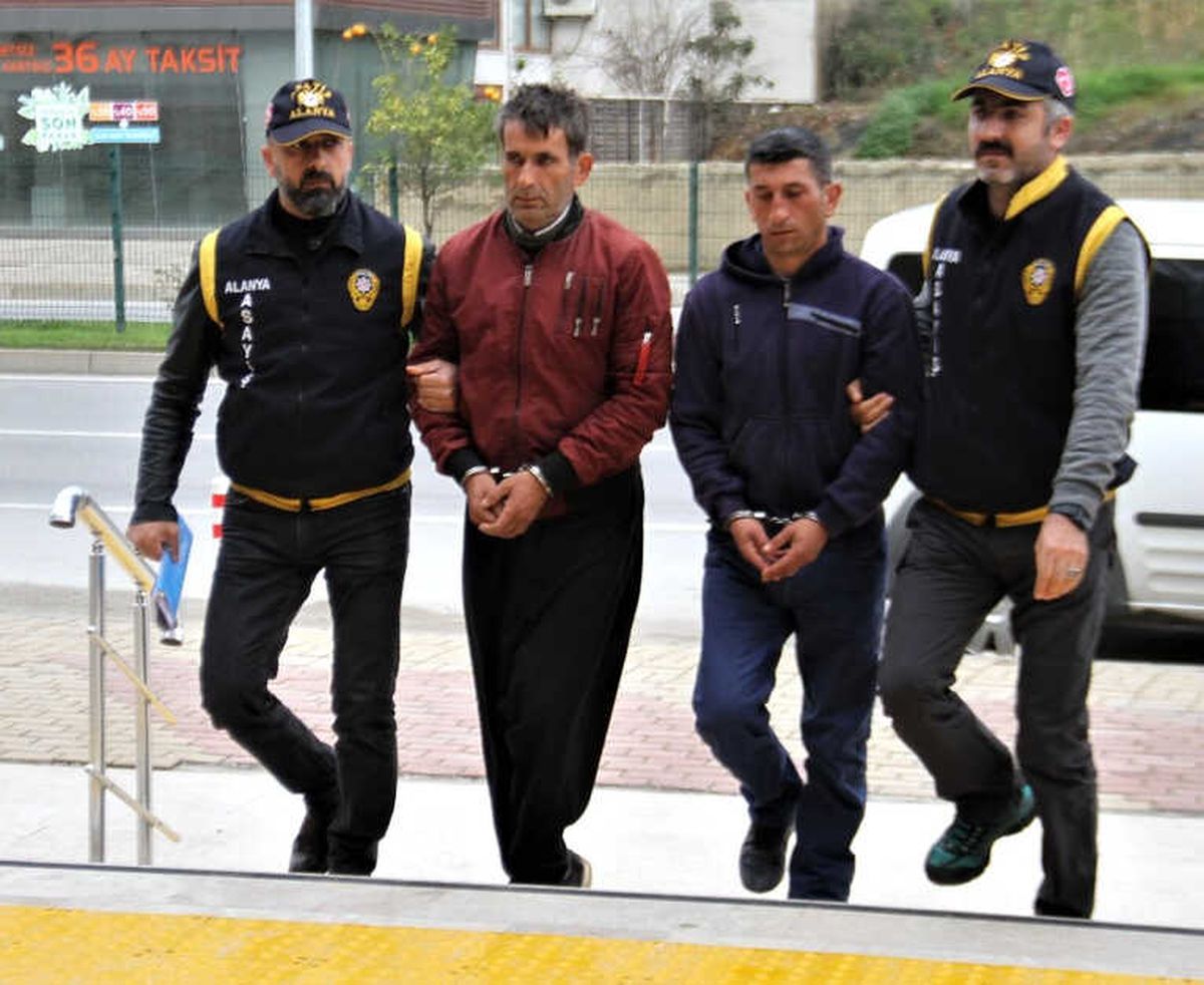 Cinayetten 2 Yıl Sonra Yakalanan Şüpheliler Adliyede