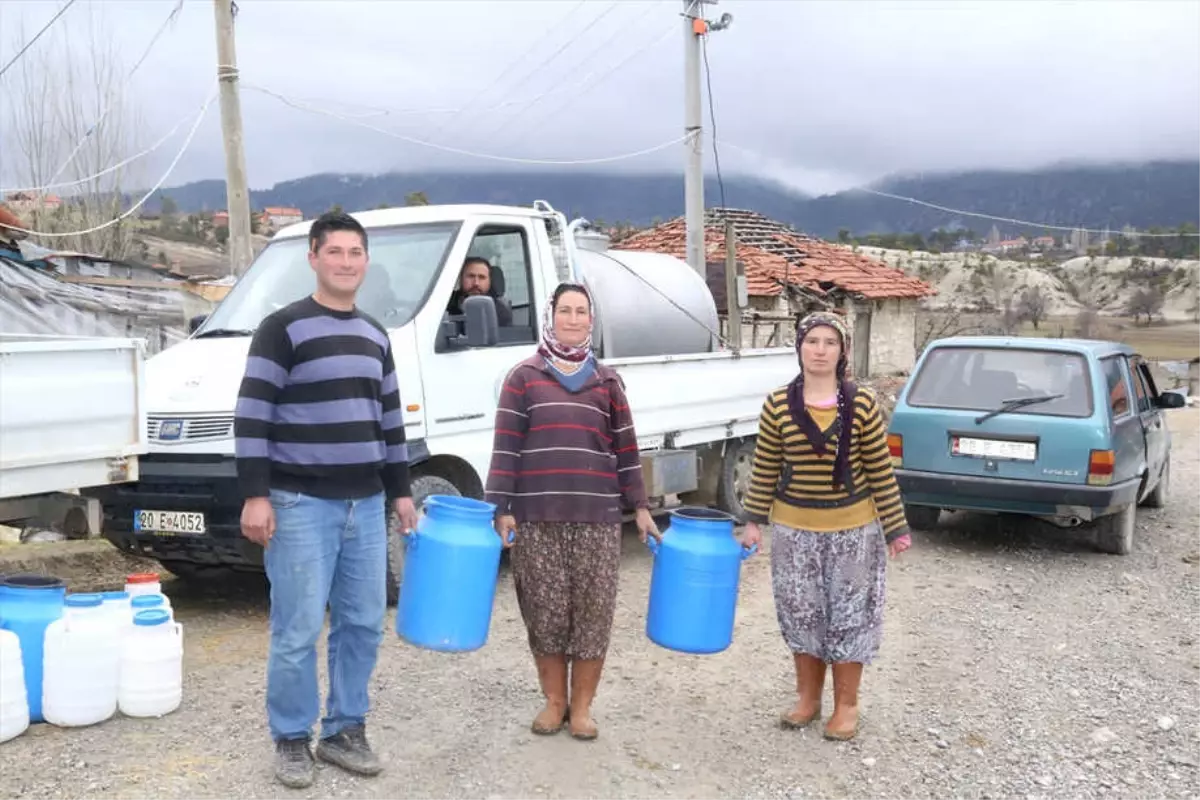 Denizlili Çiftçilerden, Mehmetçik İçin "Süt Kampanyası"