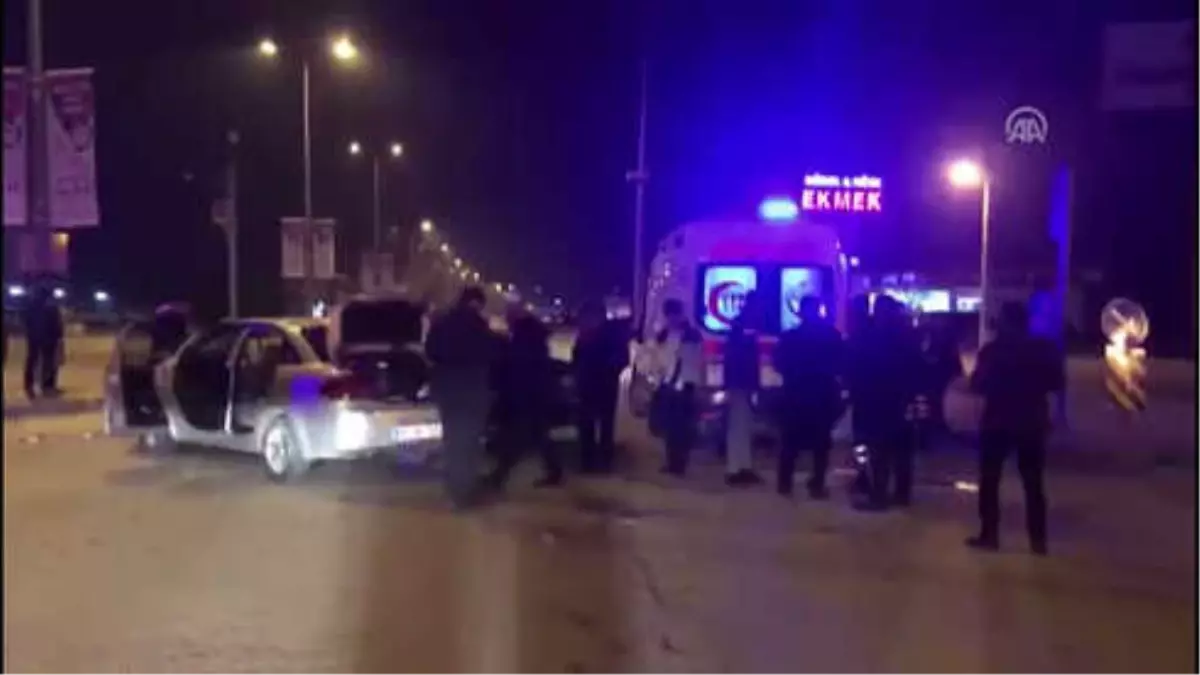 Düzce\'de Trafik Kazası: 3 Yaralı