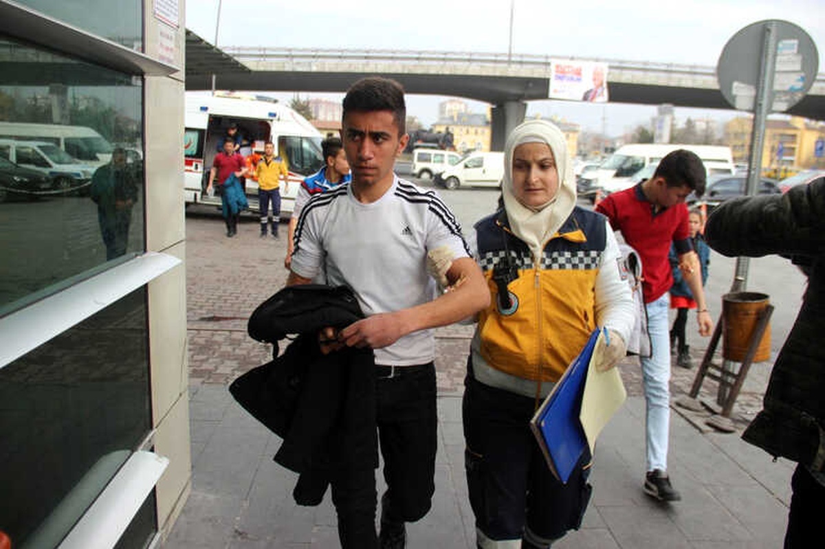 Naftalinden Etkilenen 12 Öğrenci Hastanelik Oldu