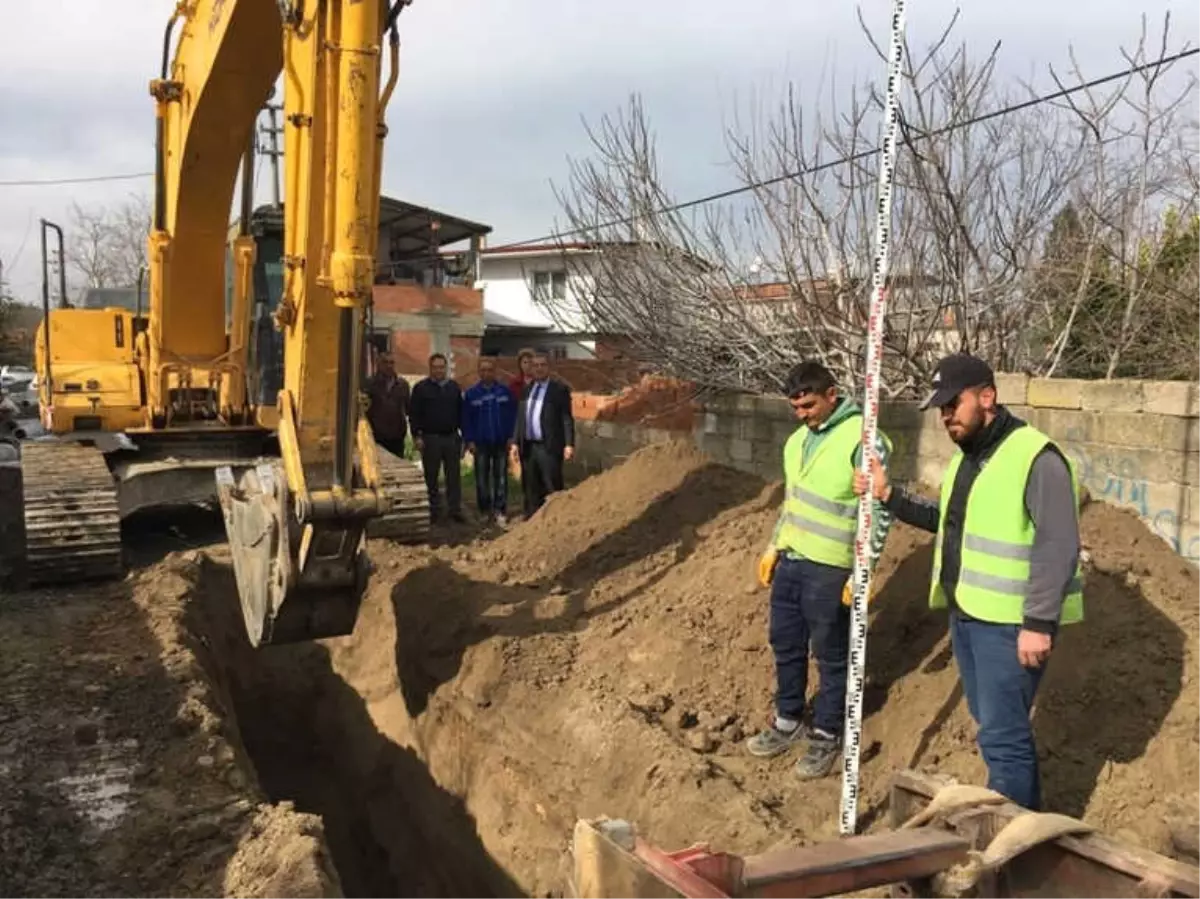 Söke Bağarası\'nda Kanalizasyon Çalışmaları Aralıksız Sürüyor