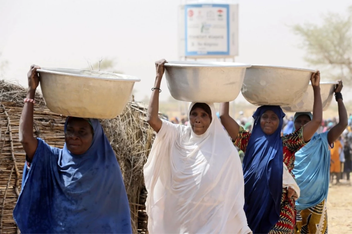 Türkiye Diyanet Vakfı Afrika\'da 48 Su Kuyusu Daha Açtı