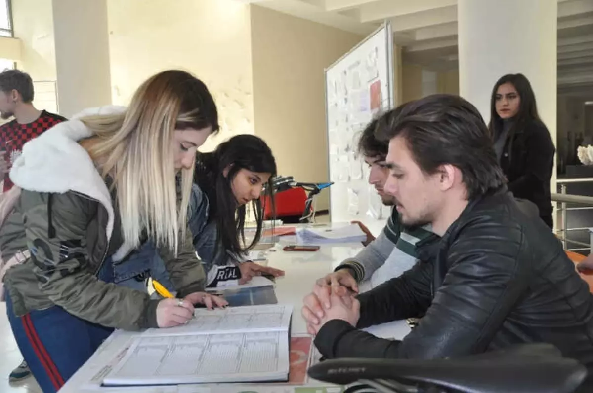 Uşak Üniversitesi\'nde "Çanakkale Şehitlerine Saygı\' Bisiklet Turu Düzenlenecek
