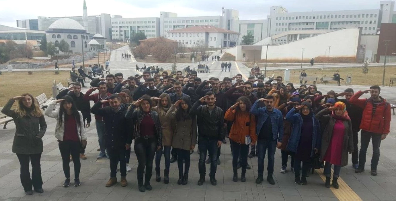 Uşak Üniversitesinden Afrin\'deki Mehmetçiğe Asker Selamı