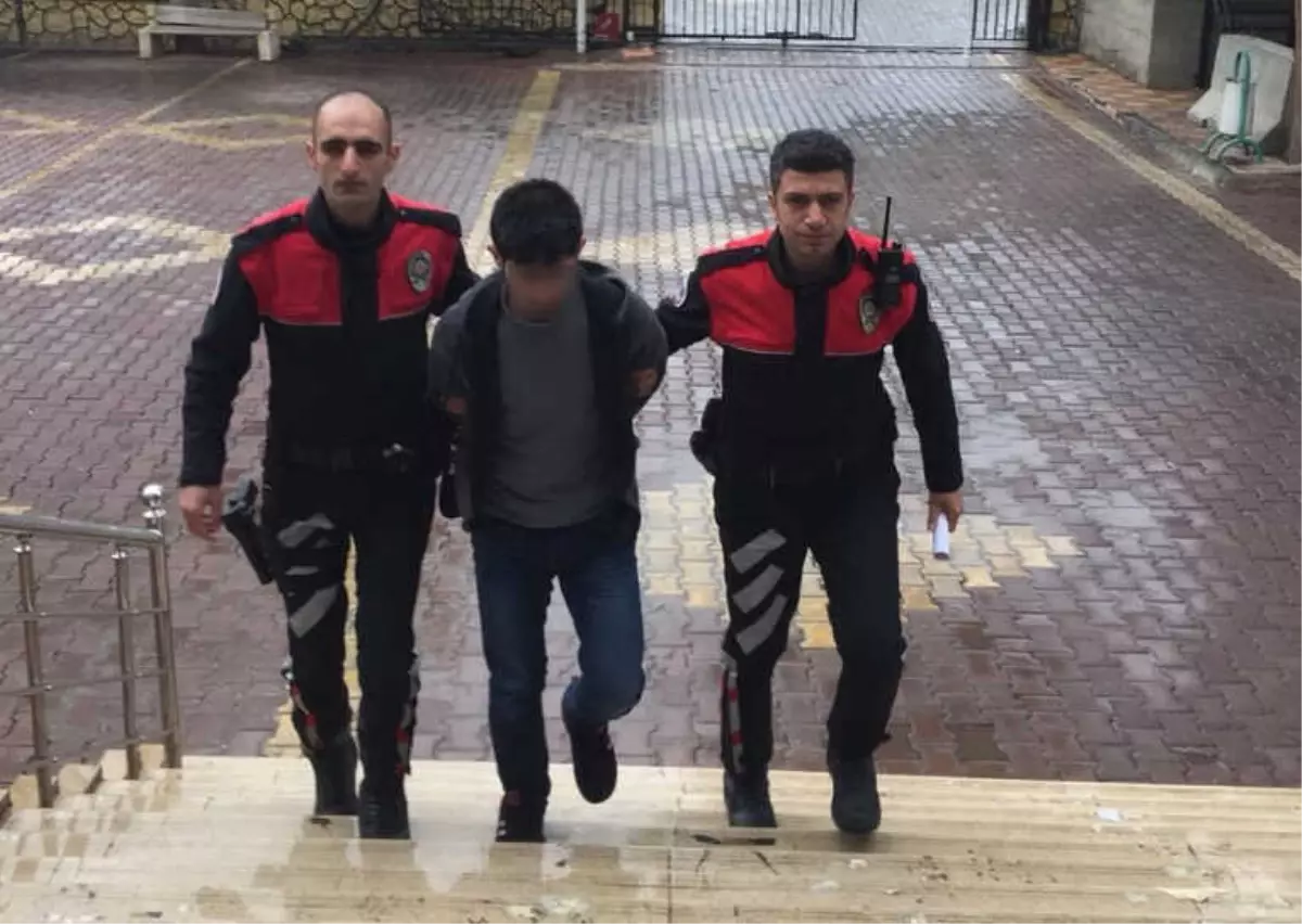 Yunus Polisleri Ütü Hırsızını Suçüstü Yakaladı