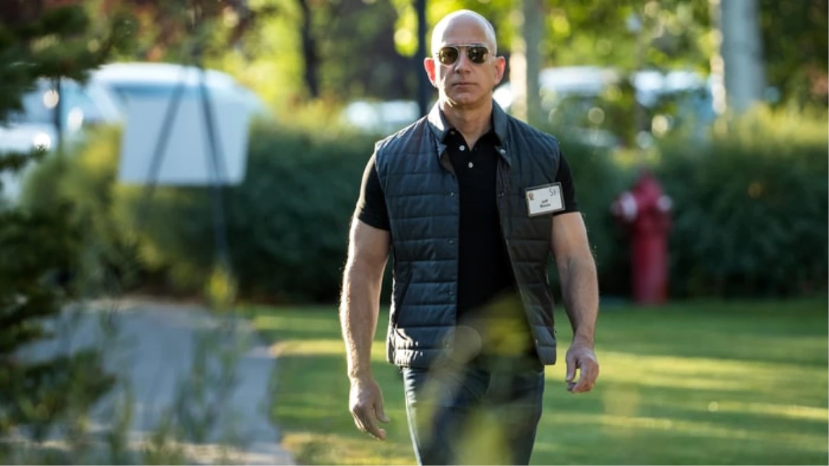 Amazon\'un Kurucusu Jeff Bezos, Her Geçen Gün Daha da Zengin Oluyor