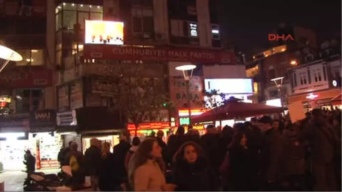 Beşiktaş\'ta Halkevleri Yönetici ve Üyelerinin Gözaltına Alınması Protesto Edildi