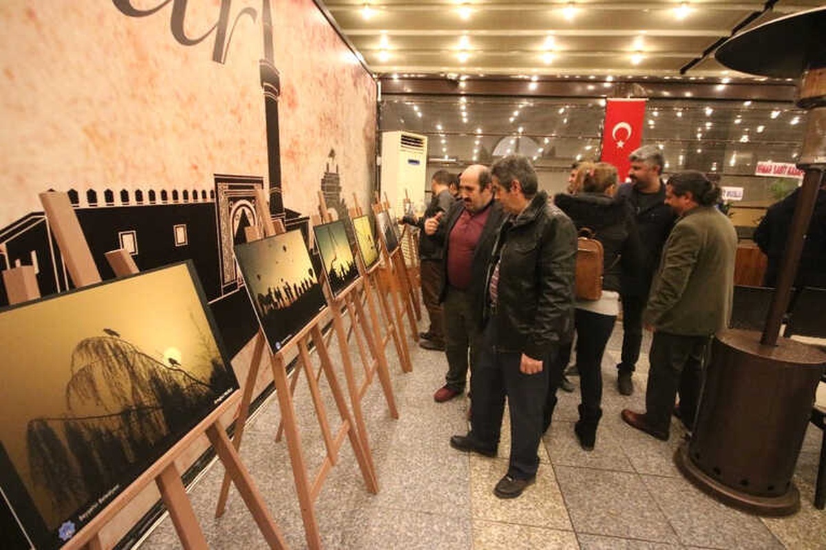 Beyşehir\'de Fotoğraf Gösterisi ve Sergisi Yoğun İlgi Gördü