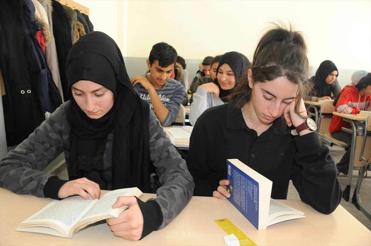 Çermikli Kızlar Okullaşmada Erkekleri Geçti