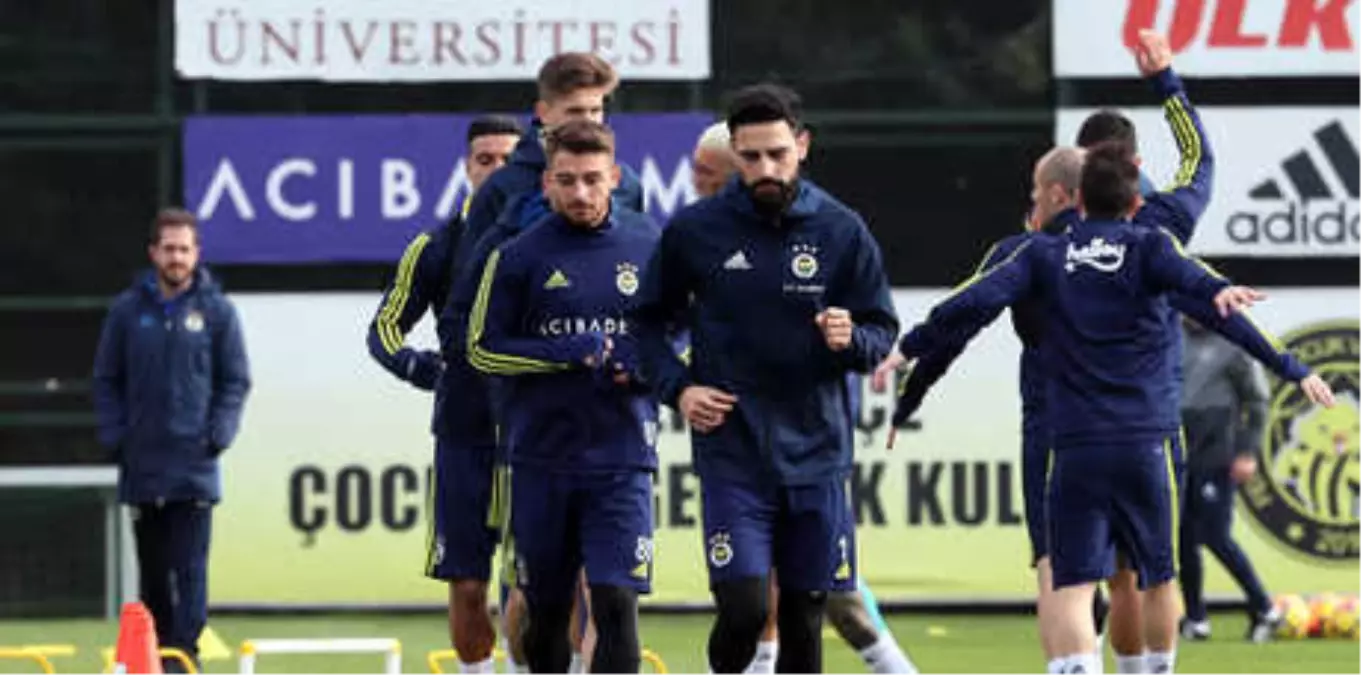 Fenerbahçe\'de Derbi Mesaisi!