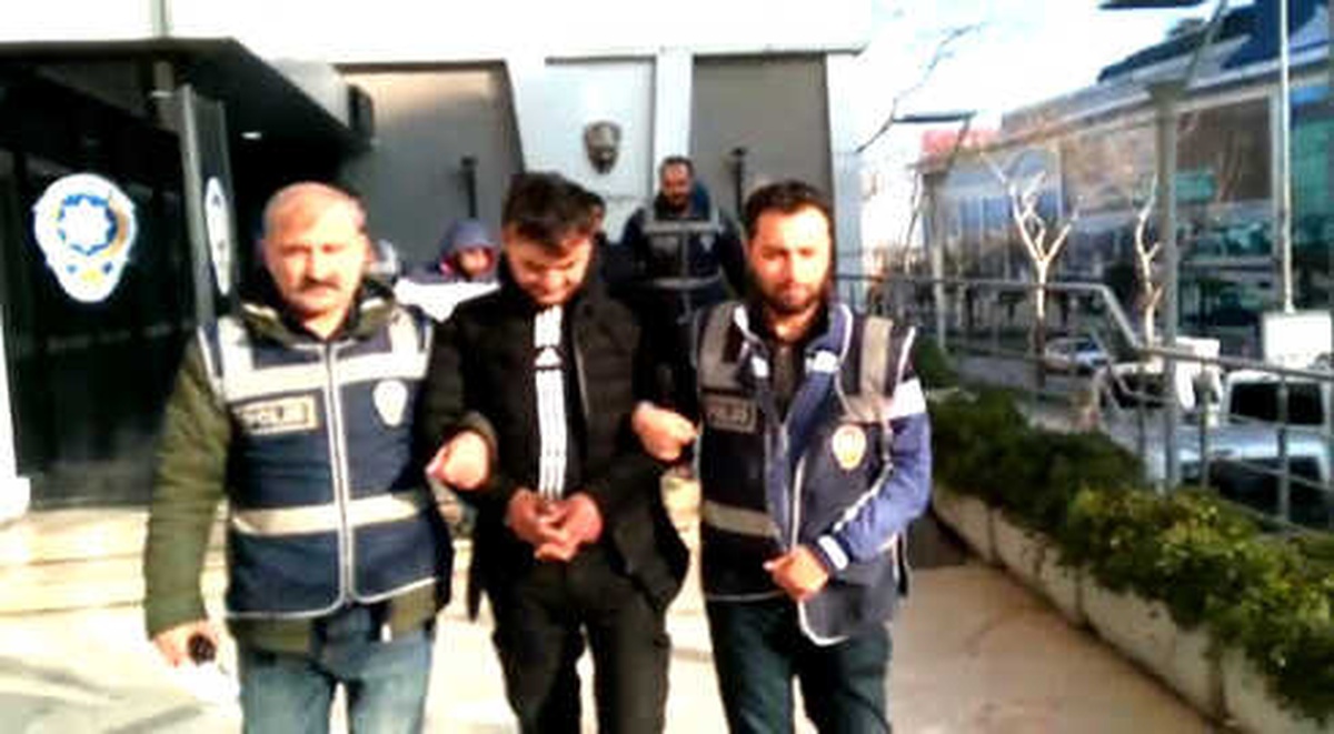 Hırsızları Güvenlik Kamerası Ele Verdi