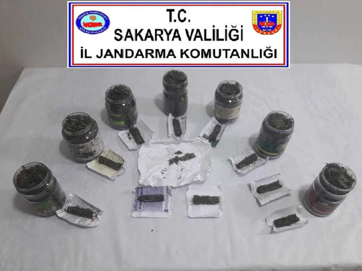 Jandarma Ekiplerinden Esrar Operasyonu