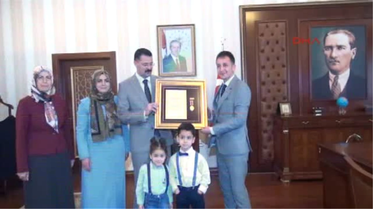 Kırıkkale 15 Temmuz Gazisi Mustafa Semerci\'ye Devlet Övünç Madalyası ve Beratı