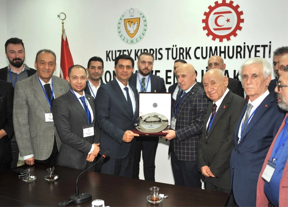 KKTC Ekonomi Bakanı Nami, İstanbul Sanayici ve İşinsanları Dernekleri Federasyonu Heyeti ile Bir...