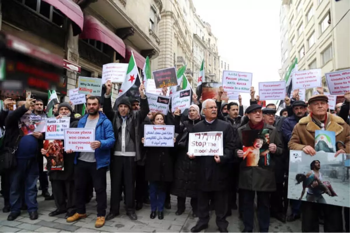 Rusya Başkonsolosluğu Önünde \'Doğu Guta\' Protestosu