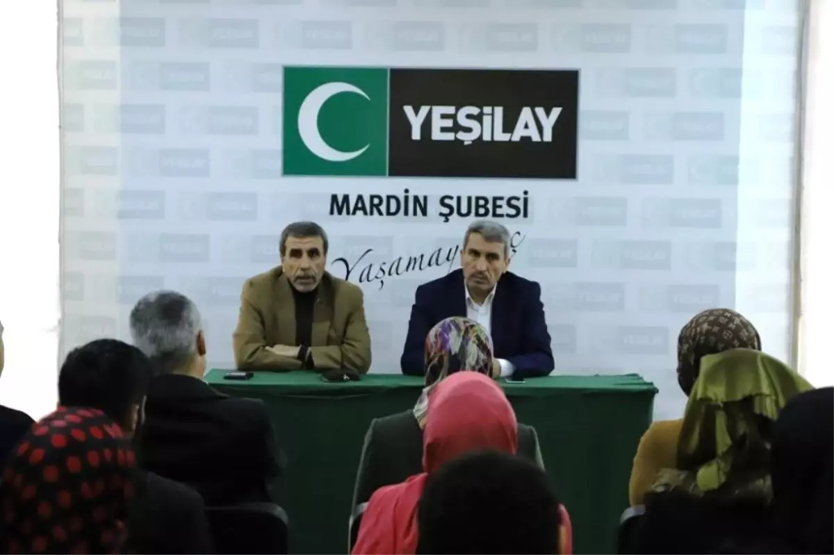 Yeşilay Bilgisayar Kursu Katılımcılarına Sertifikaları Verildi