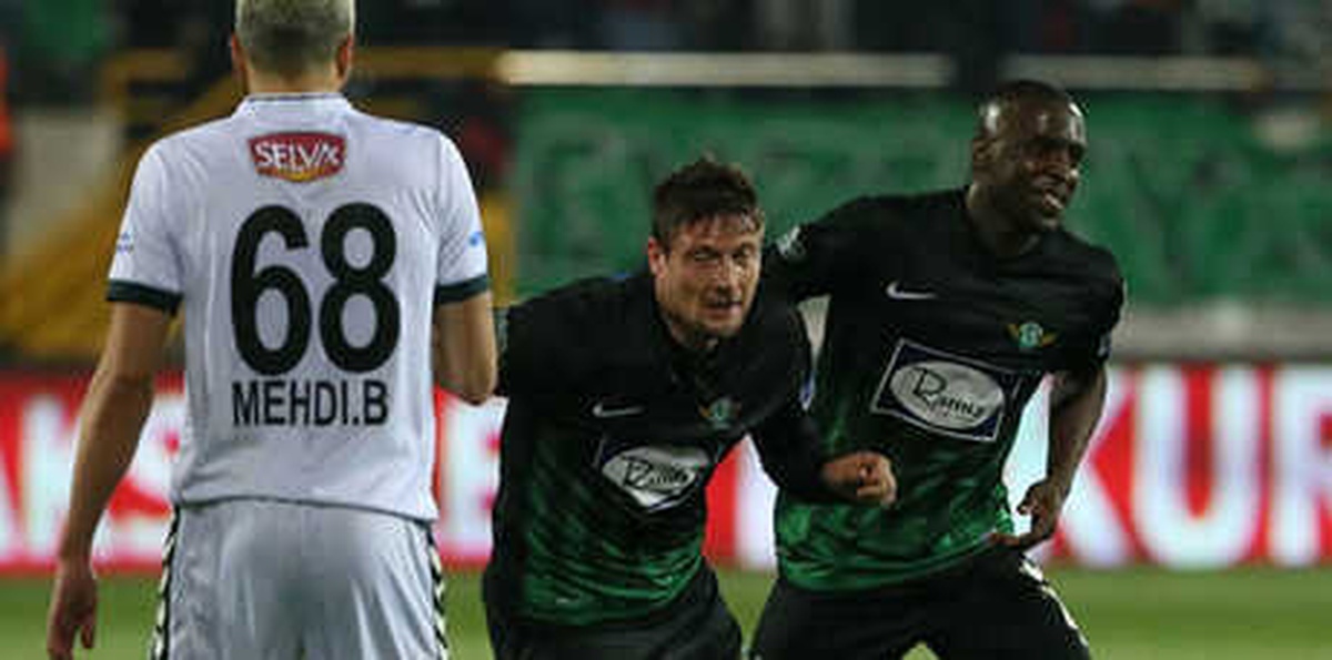 Akhisarspor Evinde Farklı Kazandı!