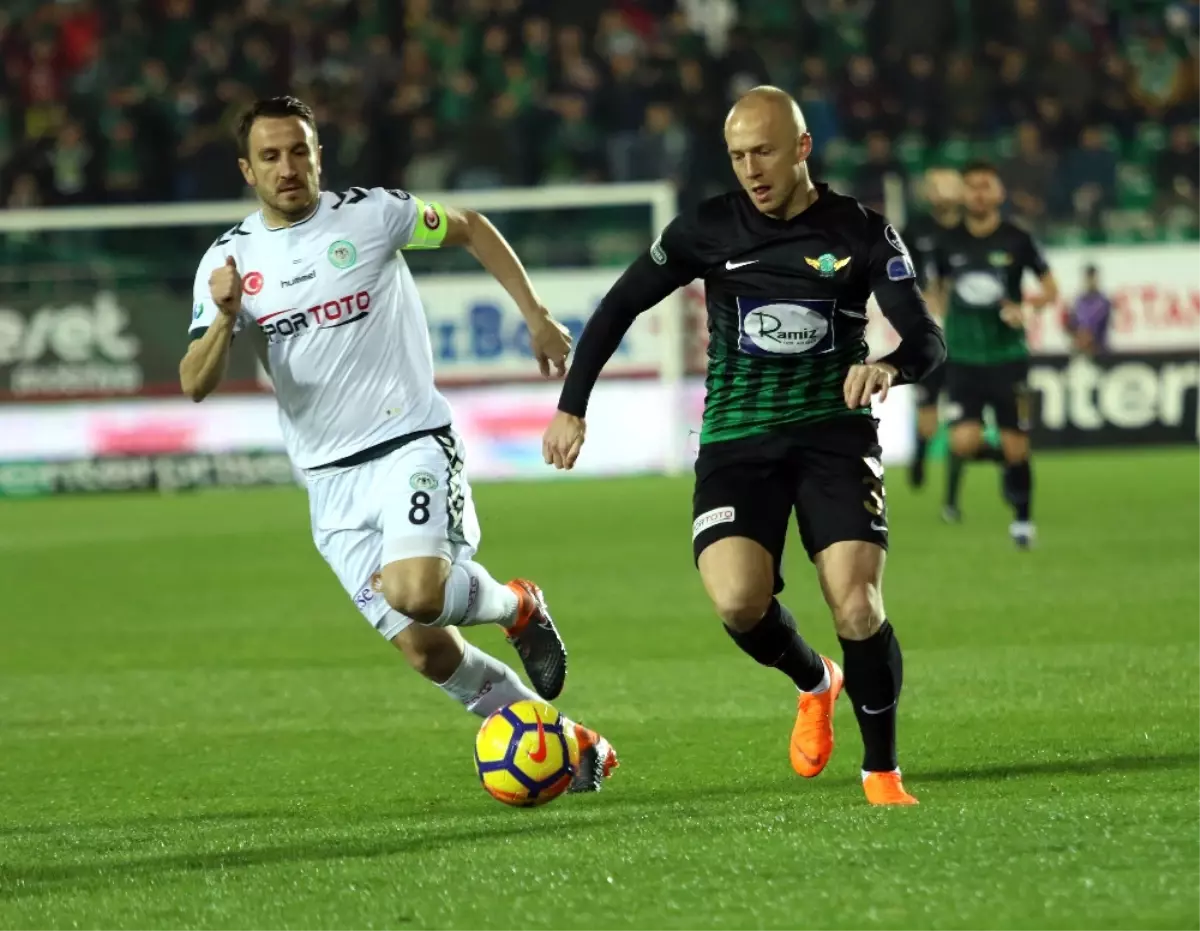 Akhisarspor, Konyaspor\'u Farklı Geçti