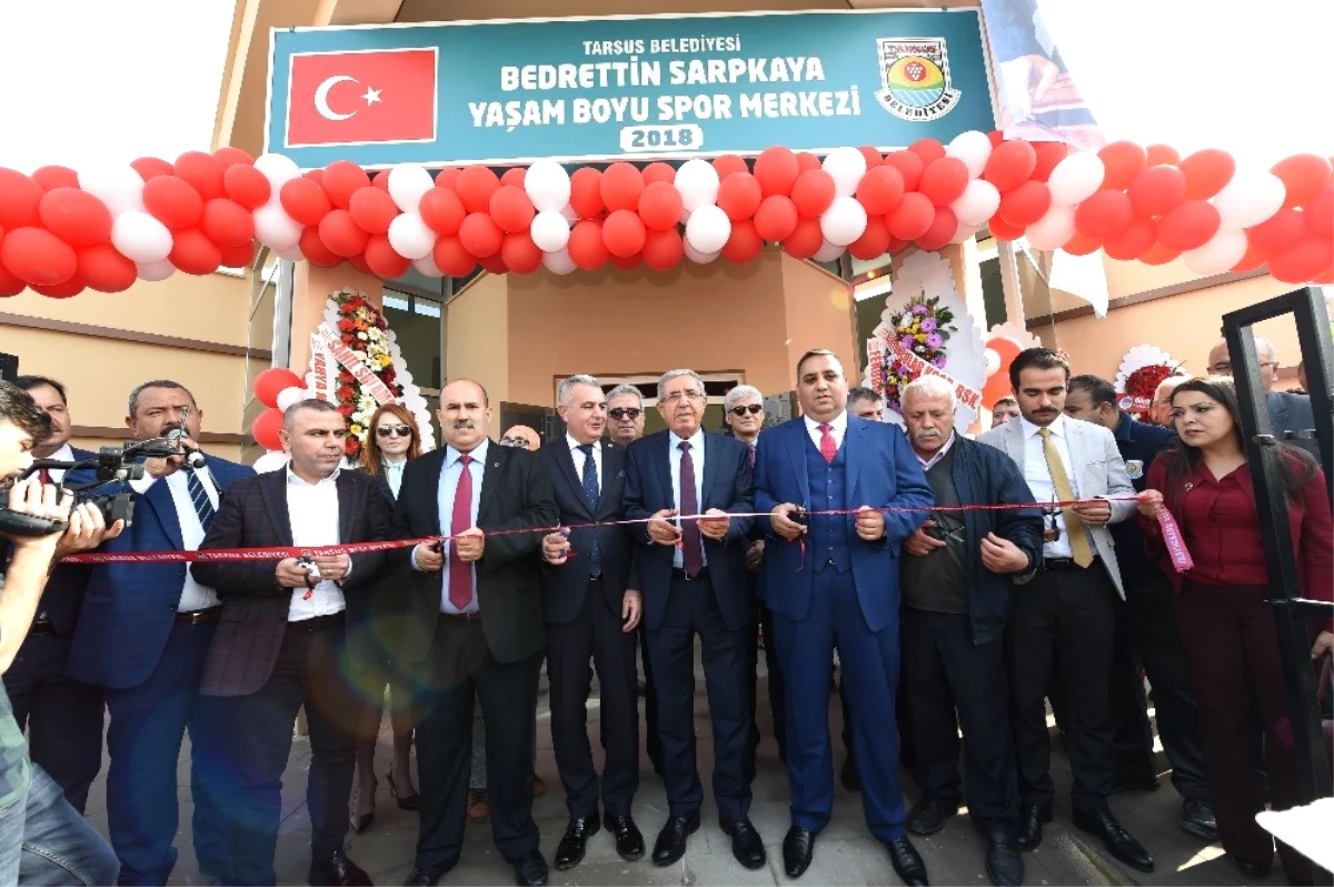 Bedrettin Sarpkaya Yaşam Boyu Spor Merkezi Hizmete Açıldı