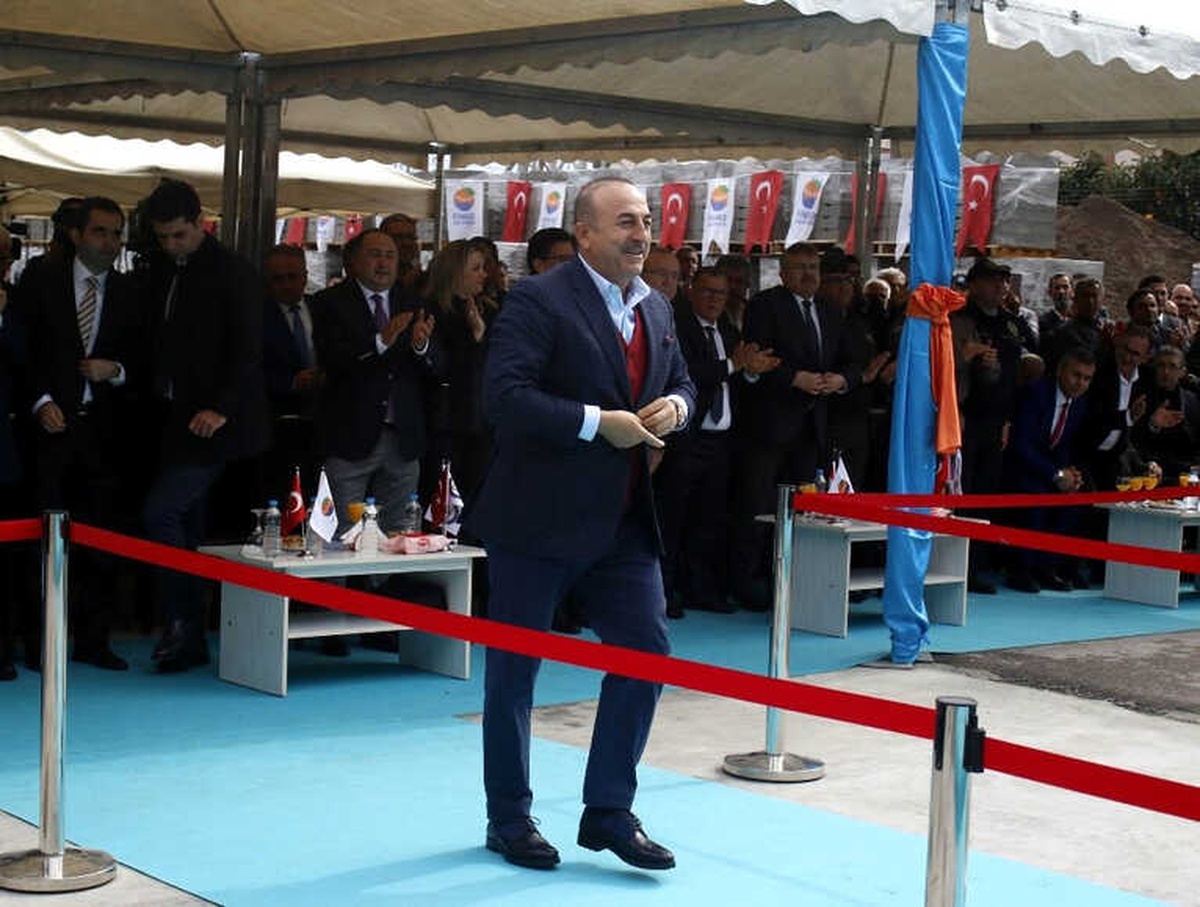 Çavuşoğlu: "Karşımıza Çıkanları Ezer Geçeriz, Finike Portakalı Gibi Sıkarız"